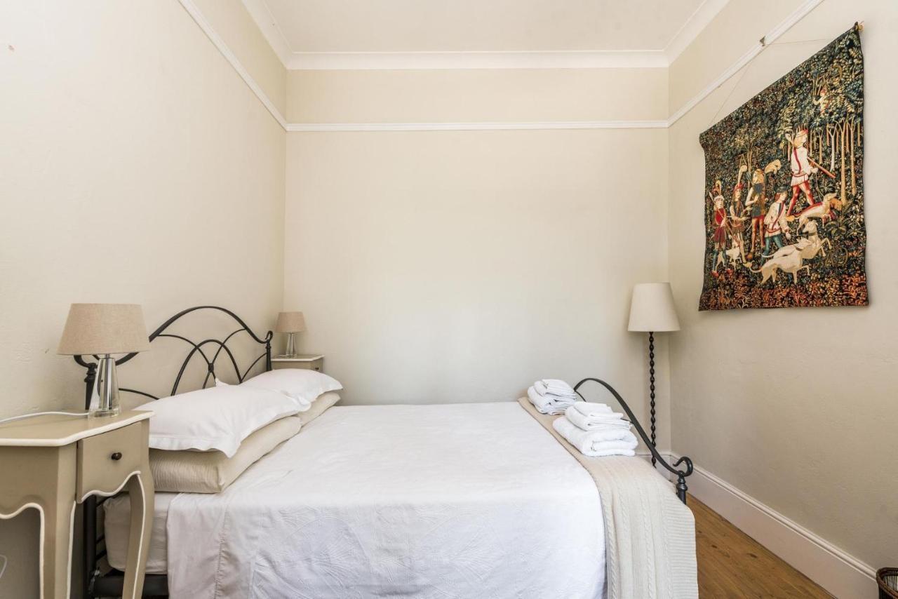 New Luxury 1bd Flat In Heart Of Kensington Olympia Apartament Londra